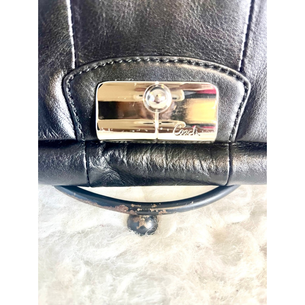 Coach Kristin Black Leather Buckle Flap Closure Clutch Wristlet Wallet - Picture 2 of 9